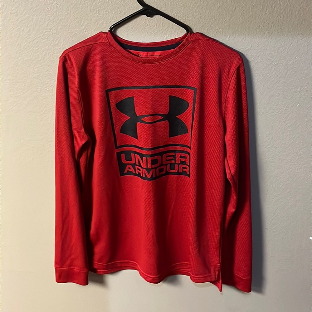 Youth size XL Under Armour red long sleeve shirt.